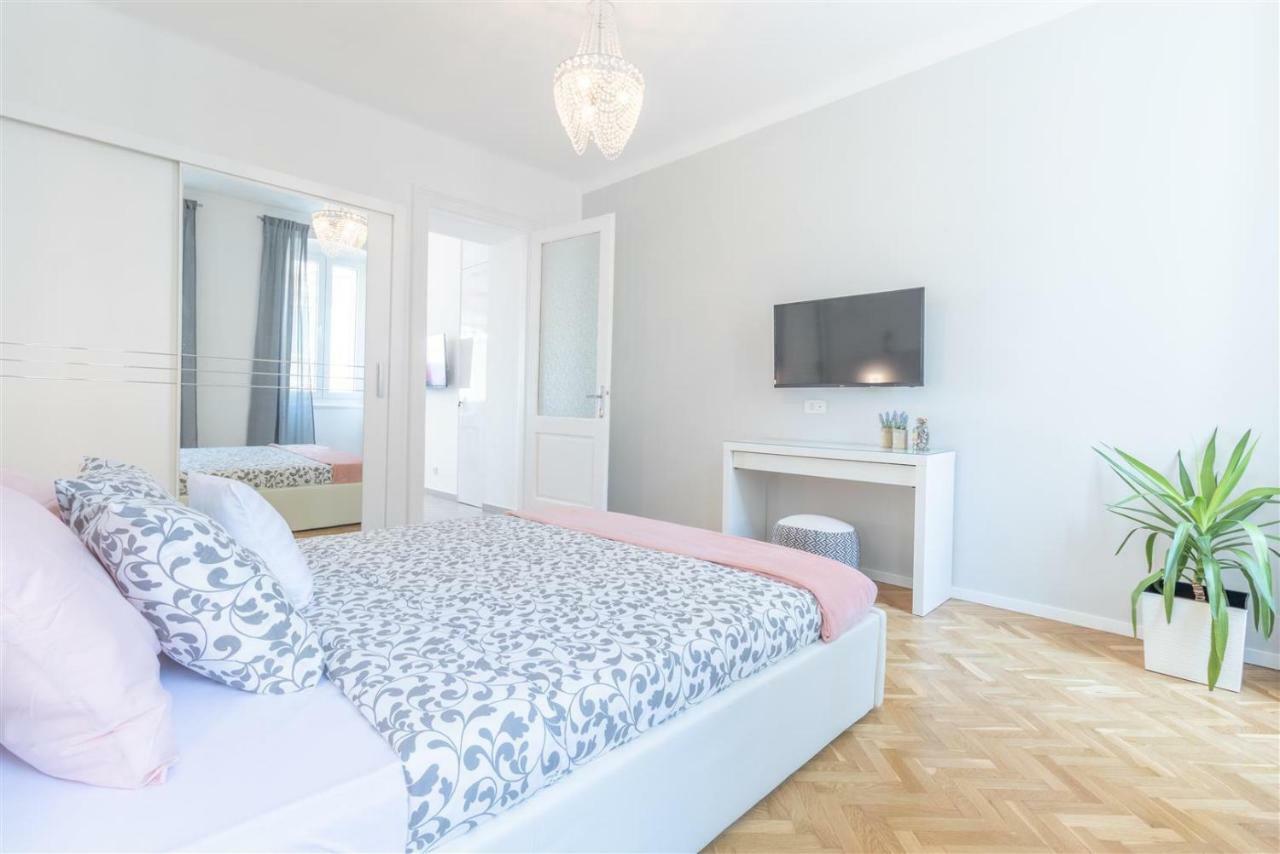 Apartment Alba Rijeka Extérieur photo